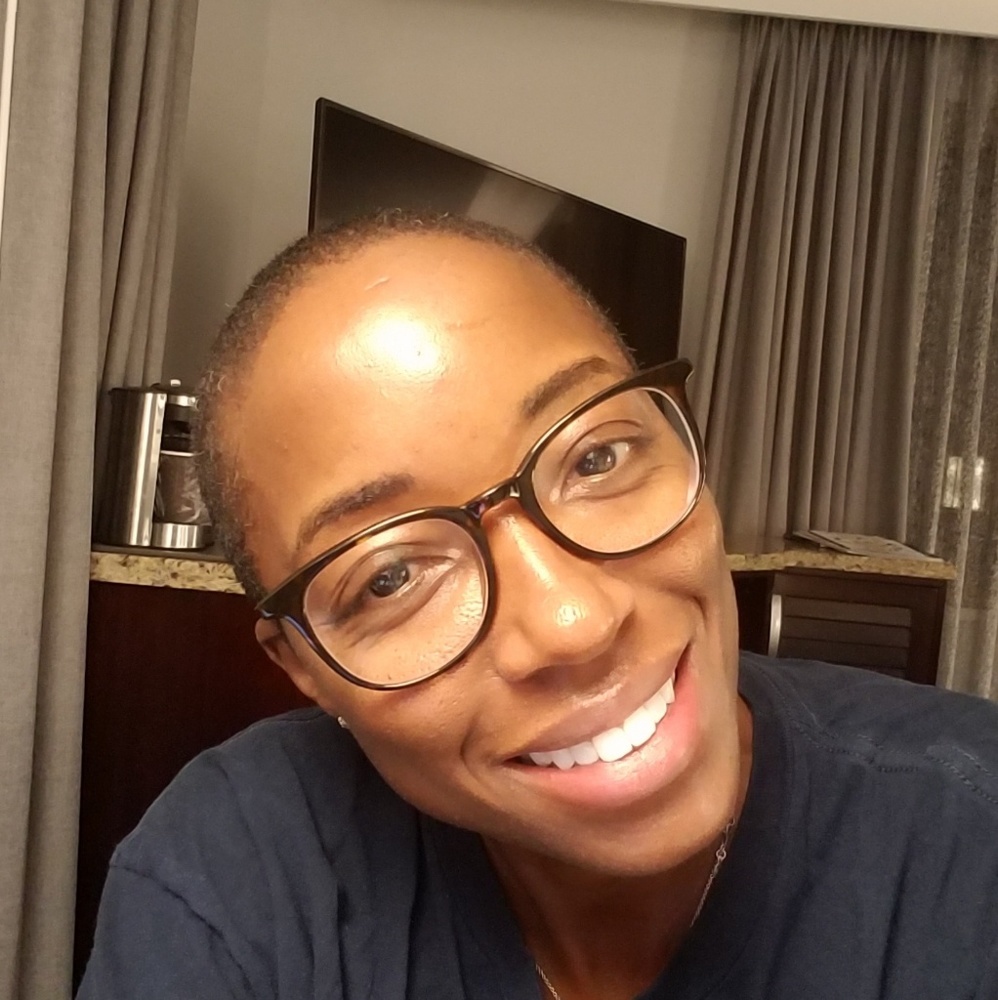 Meet your Posher, Erica